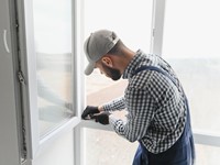 Ventajas de contar con vidrios reflectantes en sus ventanas